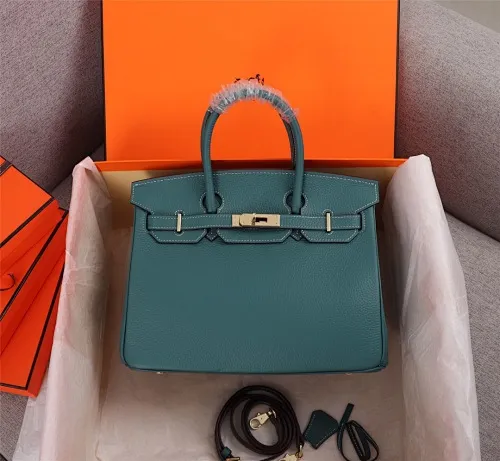 All categories Official website "Brand Women's Bags" Women's Bags 💙 Hermes 2022 Official New Hermès Platinum First Layer Lychee Pattern Handbag Original Calfskin Outside and Sheepskin Goat Pattern Wholesale Small Size 58002800 Medium Size 58003000 Large Size 58003200 High Quality Size: Small 25CM Medium 30C