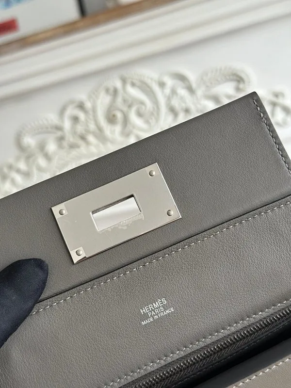 All categories Hermès women's bags (Hermès) Hermès 2424