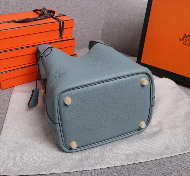 All categories Official website "Brand Women's Bags" Women's Bags 💙 Hermes 2022 official new Hermès vegetable basket picotin wholesale small size 58002400 large size 58002600 high quality size: small size 18CM large size 22CM