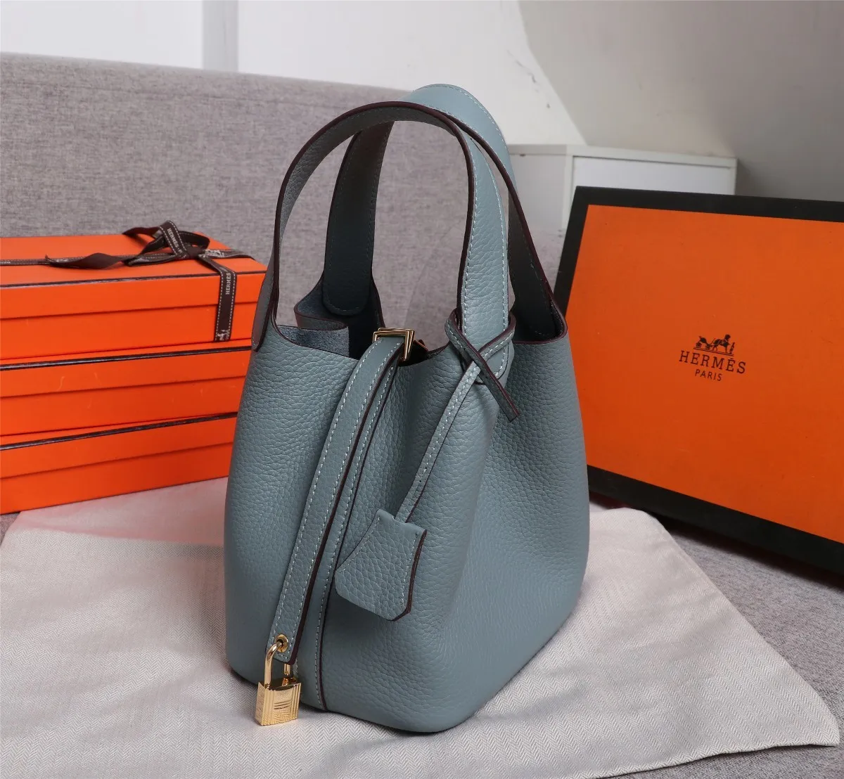 All categories Official website "Brand Women's Bags" Women's Bags 💙 Hermes 2022 official new Hermès vegetable basket picotin wholesale small size 58002400 large size 58002600 high quality size: small size 18CM large size 22CM