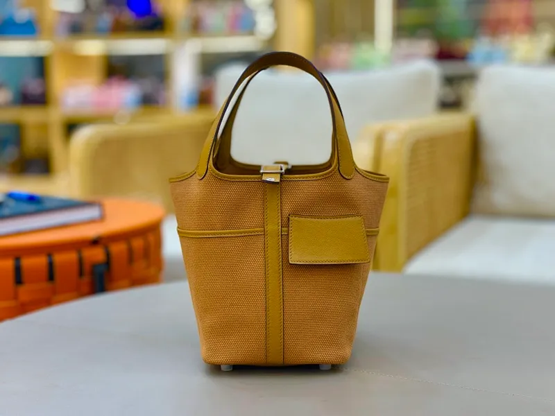 All categories Hermès women's bags (Hermès) Hermès 1818