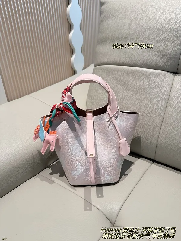 All Categories Official Website "Brand Women's Bags" Women's Bags 💙 Hermes 2026 New Hermes Crossbody Bag