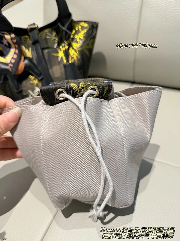 All Categories Official Website "Brand Women's Bags" Women's Bags 💙 Hermes 2026 New Hermes Crossbody Bag