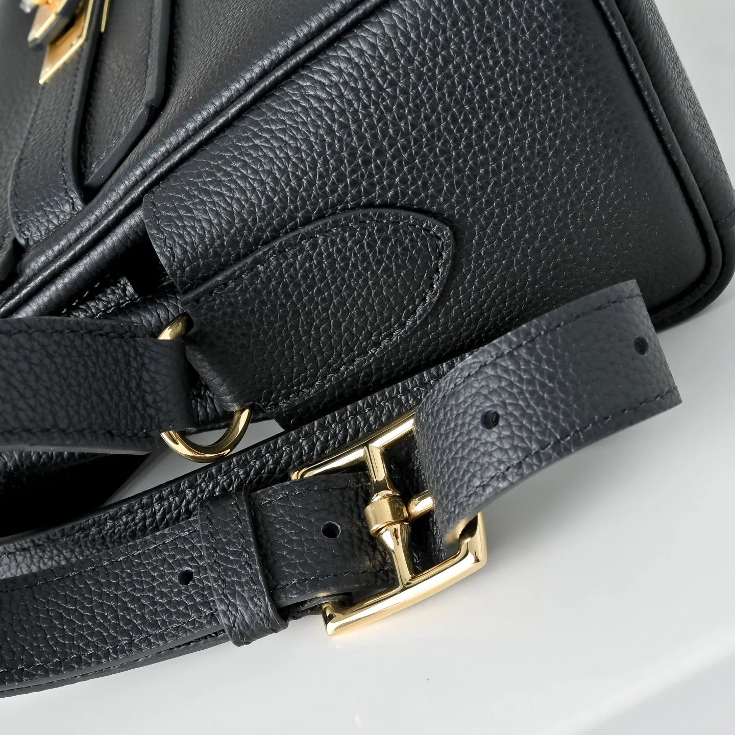 All categories Hermès women's bags (Hermès) Hermès 830
