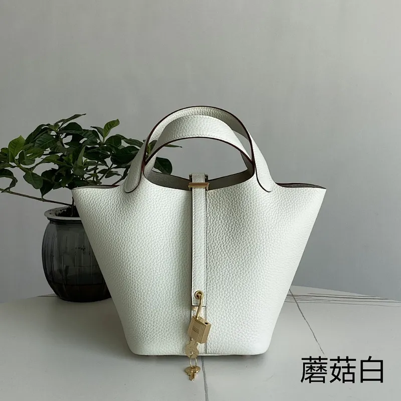 All categories Hermès women's bags (Hermès) Hermès 188
