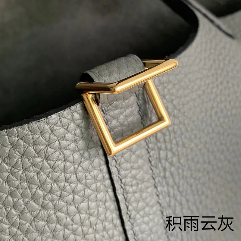 All categories Hermès women's bags (Hermès) Hermès 188