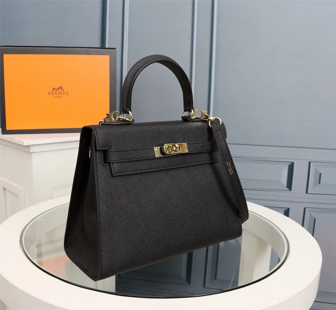 All categories Hermès women's bags (Hermès) Hermès 22126_CM_1