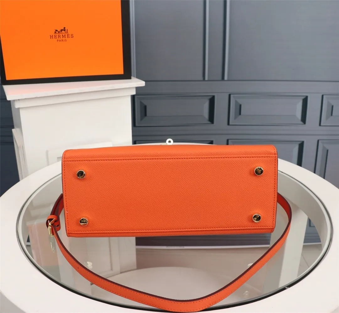 All categories Hermès women's bags (Hermès) Hermès 22126_CM_1