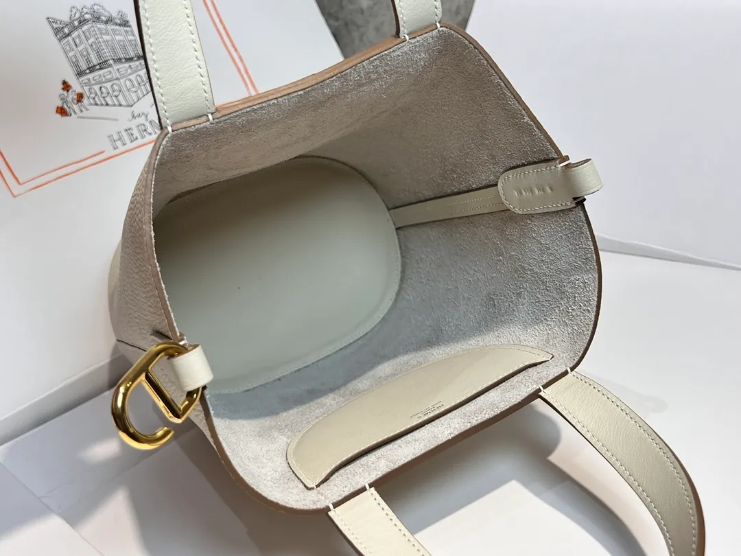 All categories Hermès women's bags (Hermès) Hermès 1818