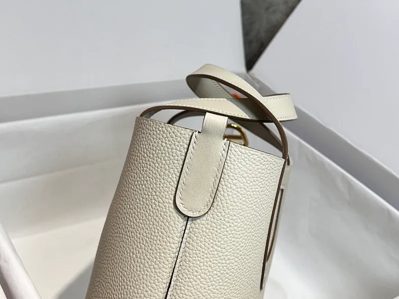 All categories Hermès women's bags (Hermès) Hermès 1818