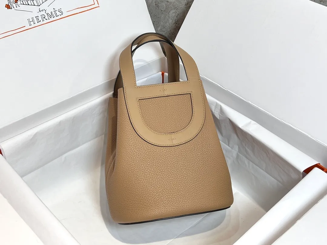 All categories Hermès women's bags (Hermès) Hermès 1818