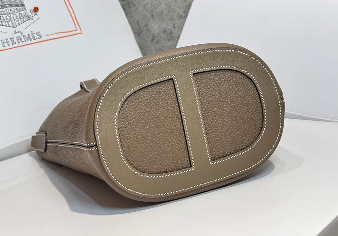 All categories Hermès women's bags (Hermès) Hermès 1818