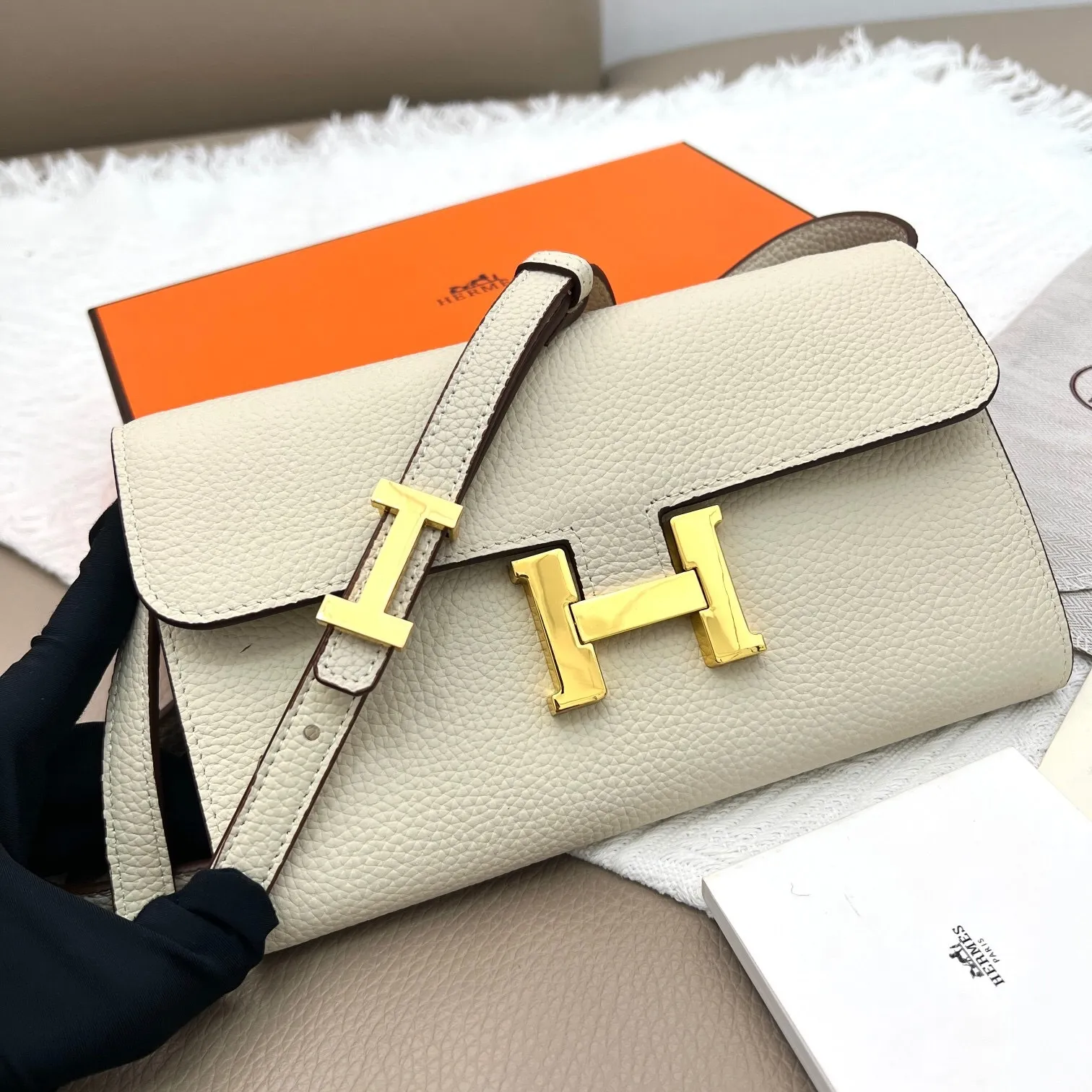 All Categories Official Website "Brand Women's Bags" Women's Bags 💙 Hermes 2025 New Hermes Crossbody Bag