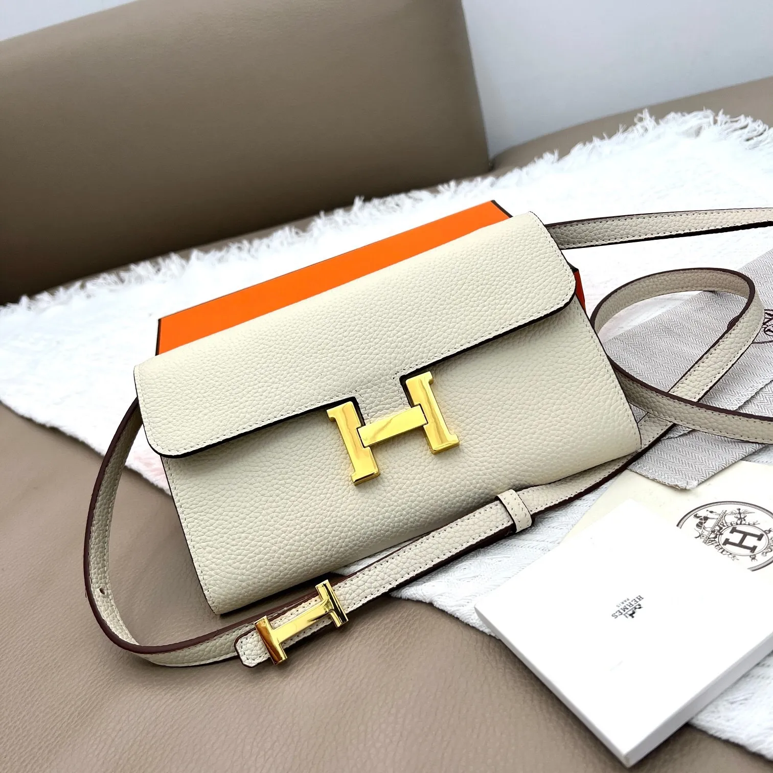 All Categories Official Website "Brand Women's Bags" Women's Bags 💙 Hermes 2025 New Hermes Crossbody Bag