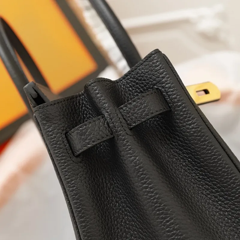All Categories Official Website "Brand Women's Bags" Women's Bags 💙 Hermes 2022 Official New Hermès Handbags Lychee Pattern Imported First-Layer Calfskin Wholesale Small Size 58004000 Large Size 58004200 High Quality Size: Small 30CM Large 35CM
