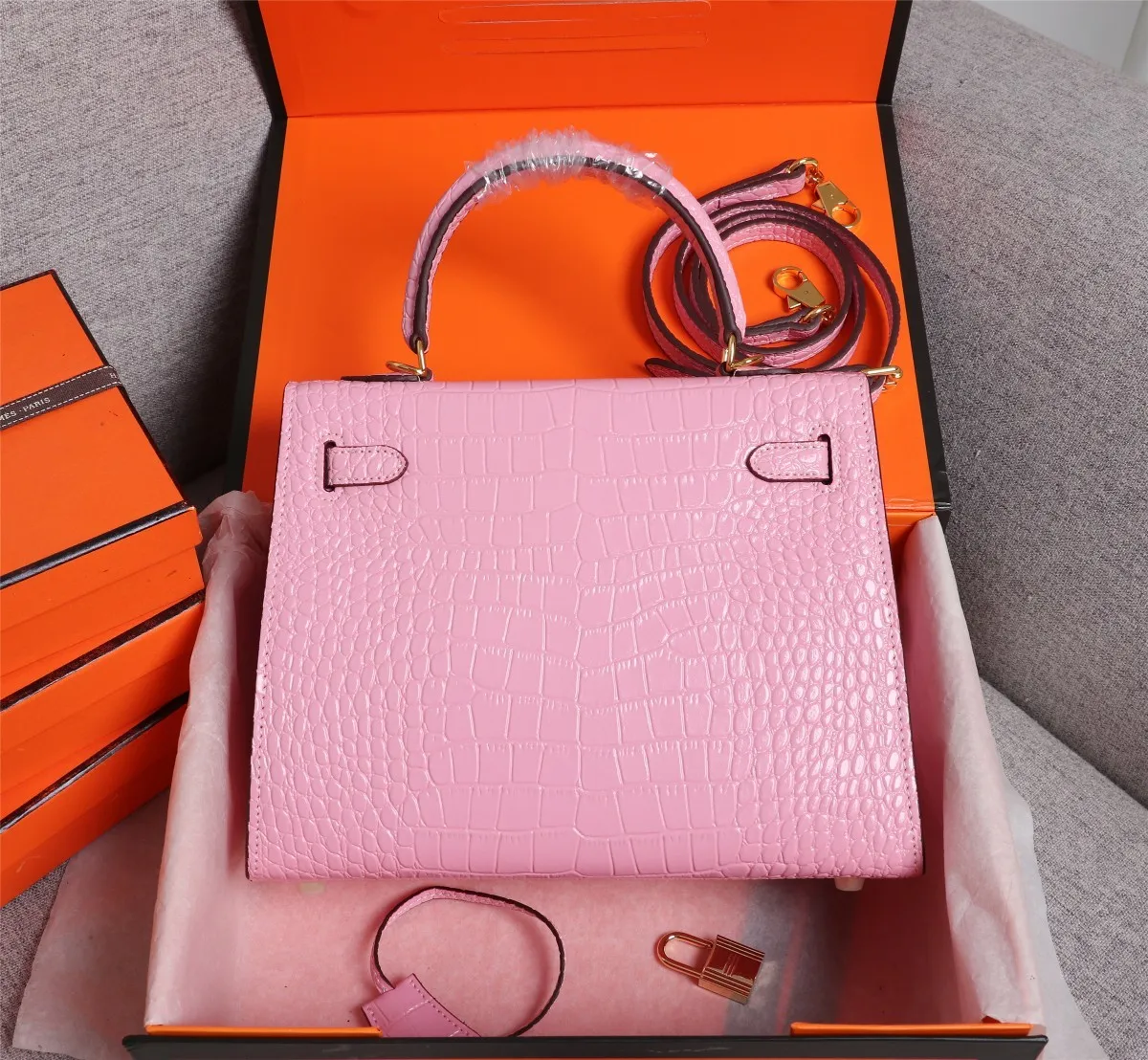 All Categories Official Website "Brand Women's Bags" Women's Bags 💙 Hermes 2022 official new Hermes women's hand-carrying cross-body dual-use bag wholesale Kelly crocodile pattern 58002500 High quality Size: 25-9-18CM