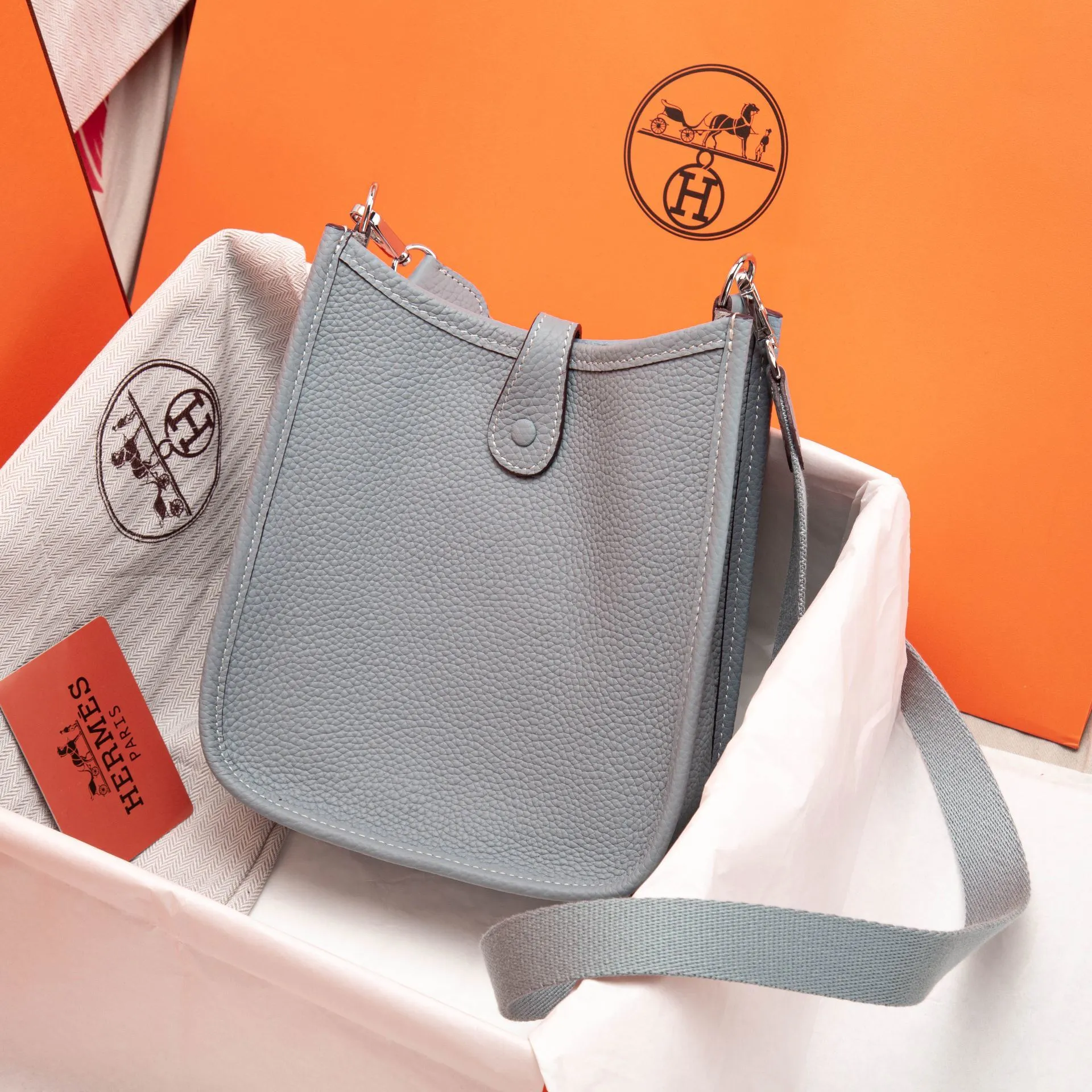 All categories Official website "Brand Women's Bags" Women's Bags 💙 Hermes 2022 official new Hermes evelyne mini bag wholesale imported cowhide 58002300 high quality size: 17CM