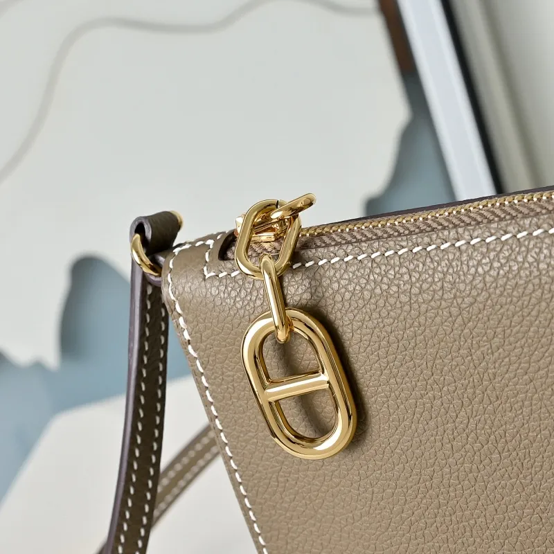 All categories Hermès women's bags (Hermès) Hermès 205