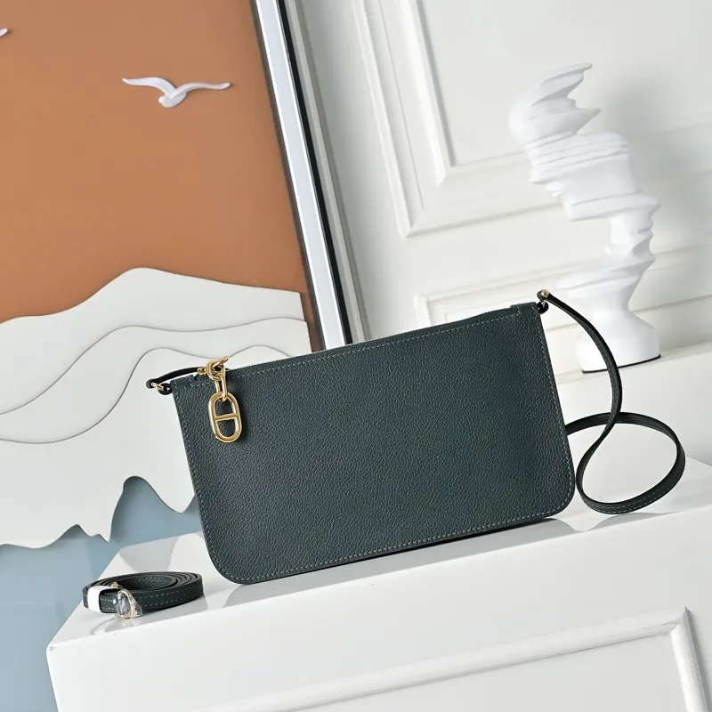 All categories Hermès women's bags (Hermès) Hermès 205