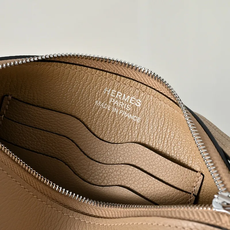 All categories Hermès women's bags (Hermès) Hermès 205