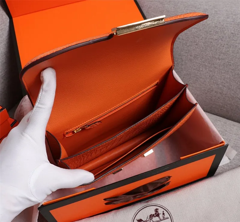All Categories Official Website "Brand Women's Bags" Women's Bags 💙 Hermes 2022 Official New Hermes Constance Stewardess Bag Wholesale Crocodile Skin Full Pure Steel Plated Hardware Buckle 58003350 High Quality Size: 23-6-17CM