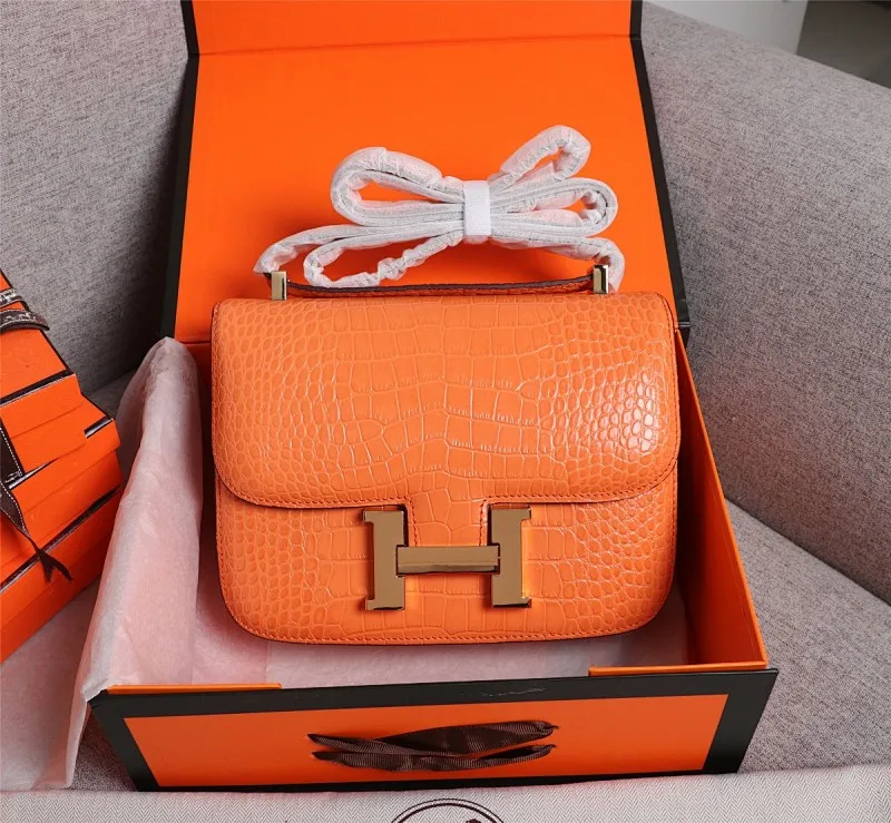 All Categories Official Website "Brand Women's Bags" Women's Bags 💙 Hermes 2022 Official New Hermes Constance Stewardess Bag Wholesale Crocodile Skin Full Pure Steel Plated Hardware Buckle 58003350 High Quality Size: 23-6-17CM