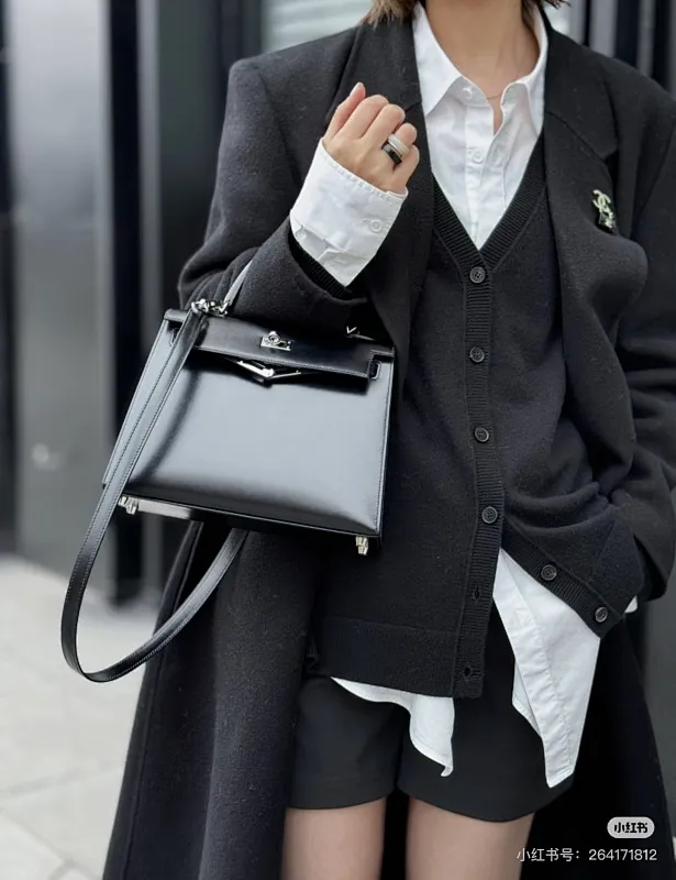 All categories Hermès women's bags (Hermès) Hermès 2822