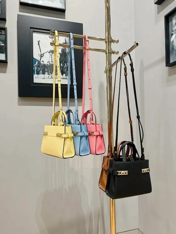 All categories Hermès women's bags (Hermès) Hermès 197