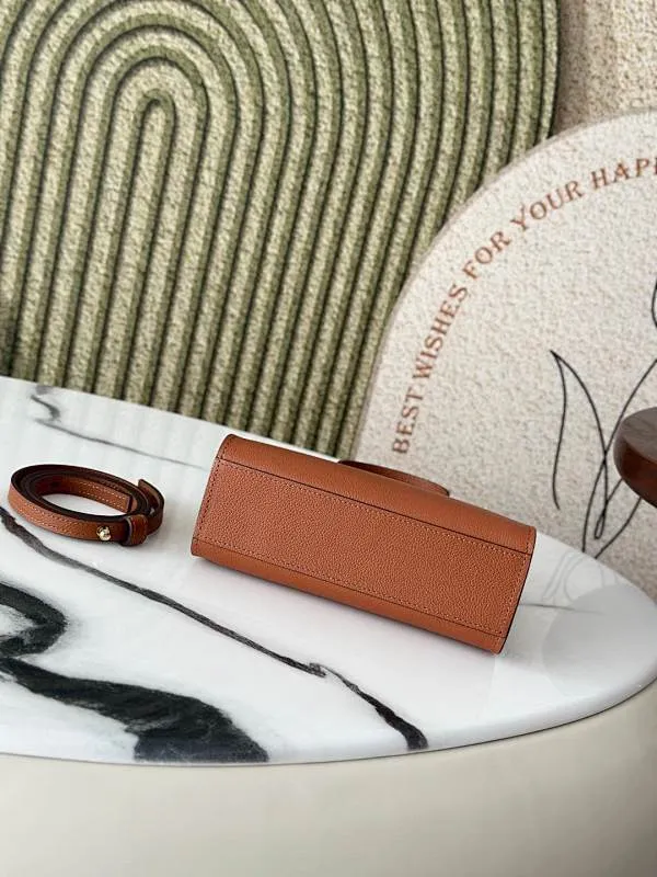 All categories Hermès women's bags (Hermès) Hermès 197