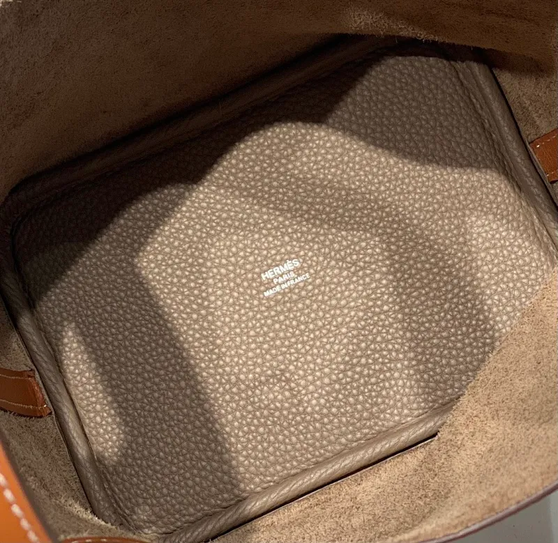 All categories Hermès women's bags (Hermès) Hermès 1118