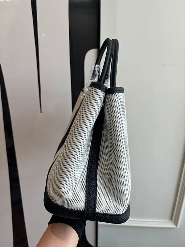 All categories Hermès women's bags (Hermès) Hermès 2330