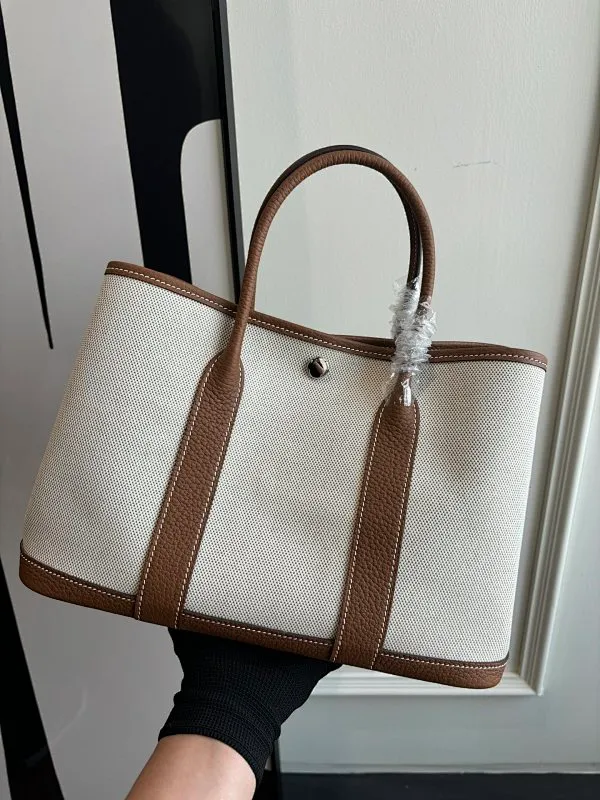 All categories Hermès women's bags (Hermès) Hermès 2330