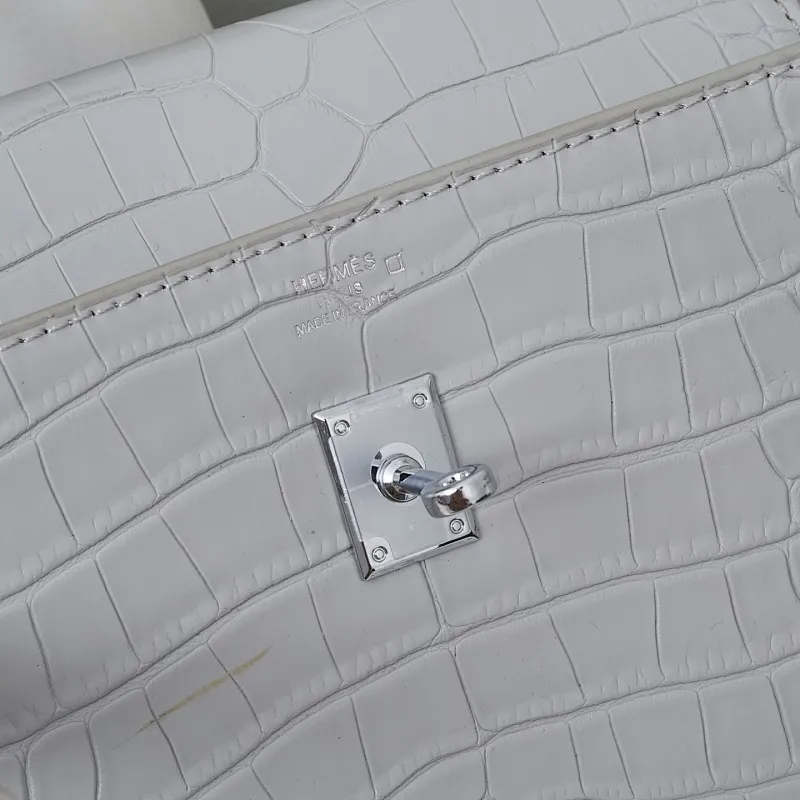 All categories Hermès women's bags (Hermès) Hermès 2823