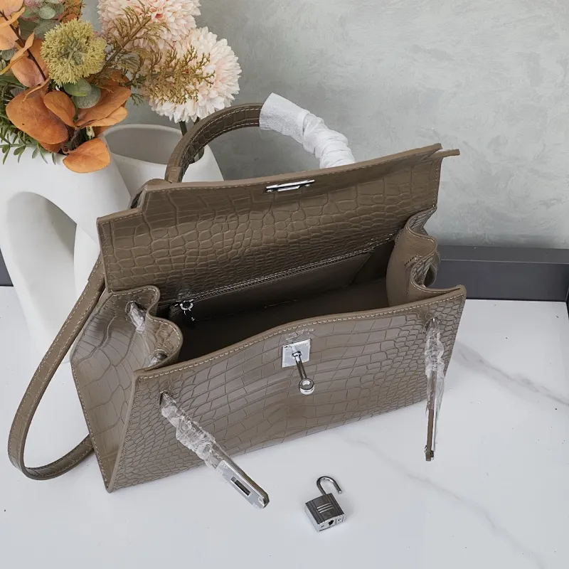 All categories Hermès women's bags (Hermès) Hermès 2823