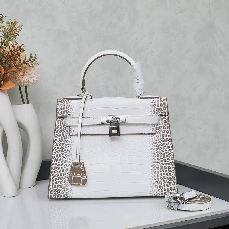 All categories Hermès women's bags (Hermès) Hermès 2823