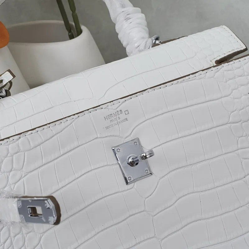 All categories Hermès women's bags (Hermès) Hermès 2823
