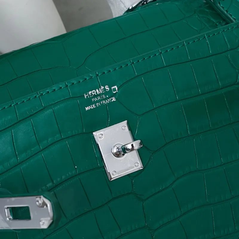 All categories Hermès women's bags (Hermès) Hermès 2823