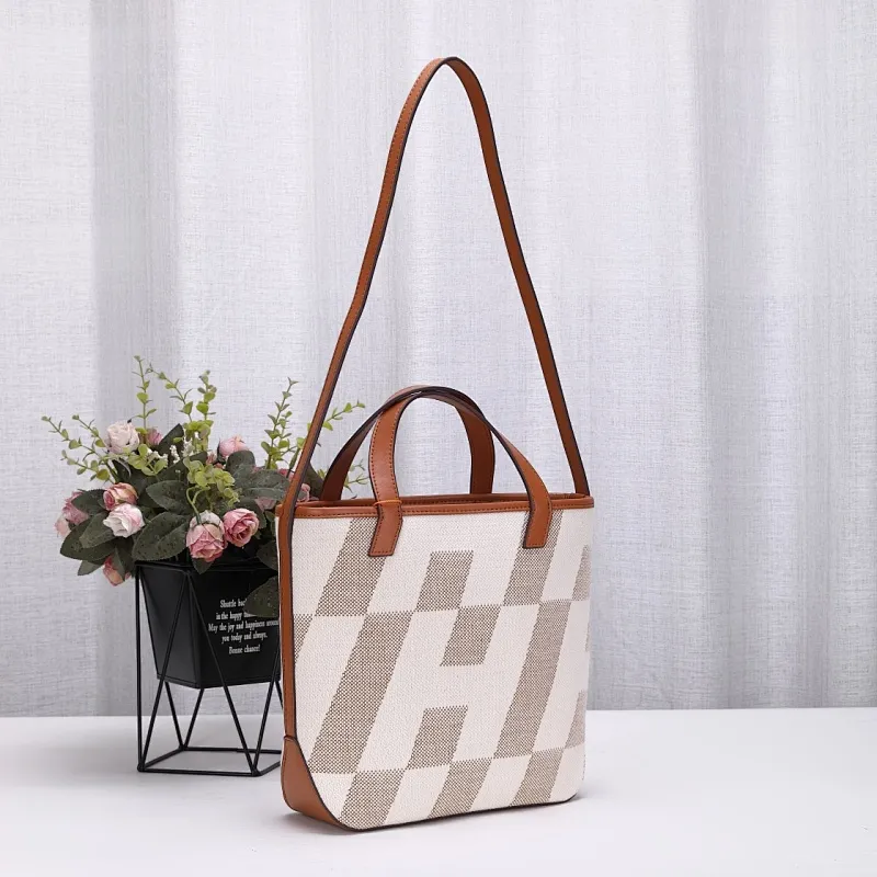 All categories Hermès women's bags (Hermès) Hermès 8011
