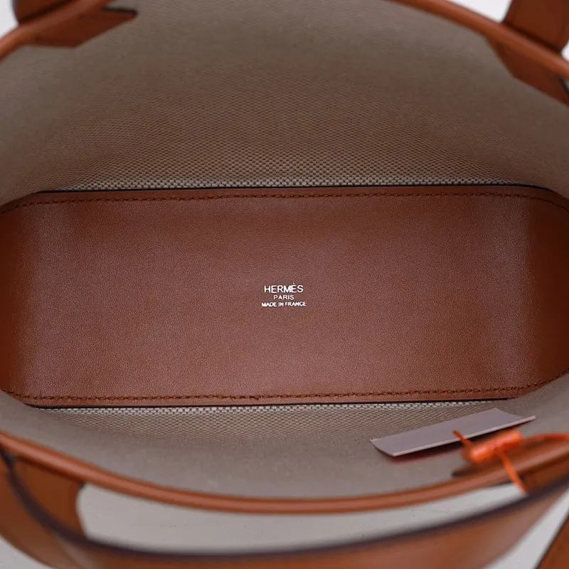 All categories Hermès women's bags (Hermès) Hermès 8011