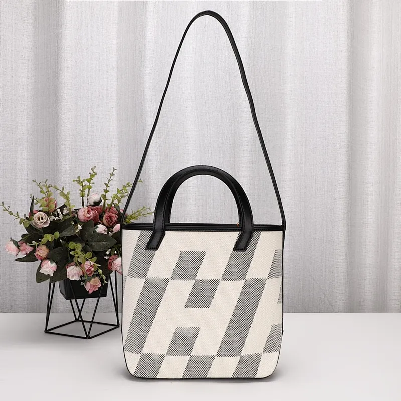 All categories Hermès women's bags (Hermès) Hermès 8011