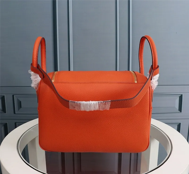 All categories Official website "Brand Women's Bags" Women's Bags 💙 Hermes 2022 official new Hermès lindy bag wholesale small size 58004000 large size 58004200 high quality size: small size 26CM large size 30CM