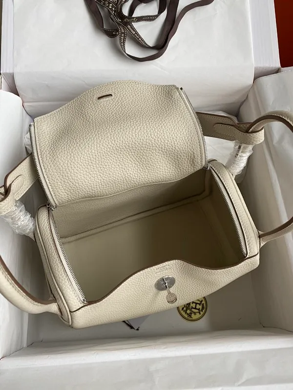 All categories Hermès women's bags (Hermès) Hermès 2626 wax thread