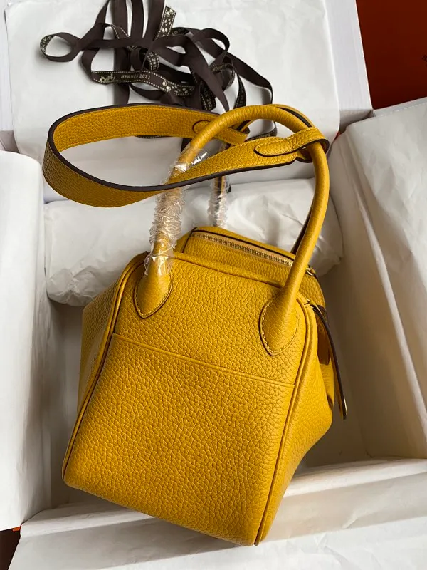 All categories Hermès women's bags (Hermès) Hermès 2626 wax thread
