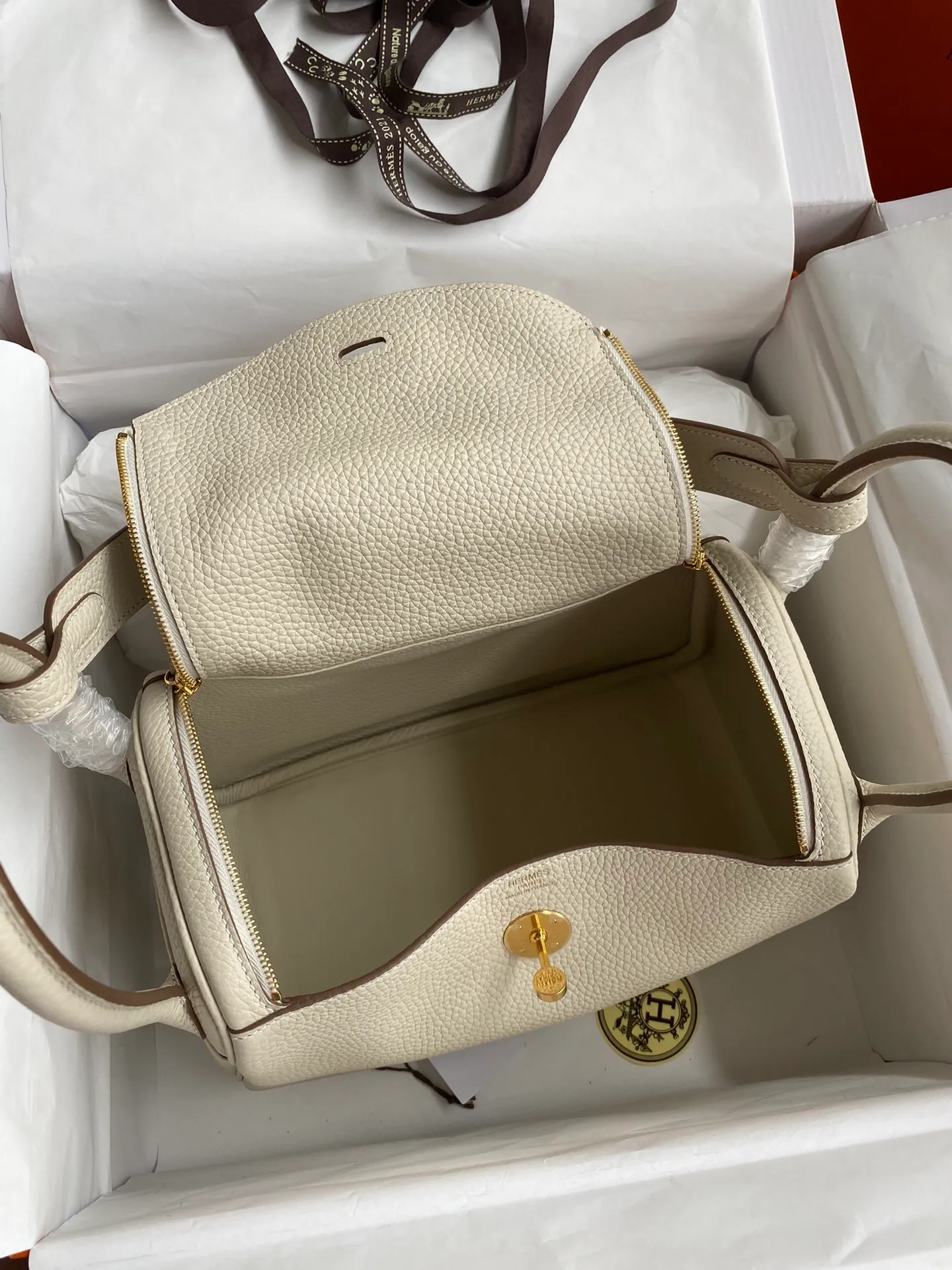 All categories Hermès women's bags (Hermès) Hermès 2626 wax thread