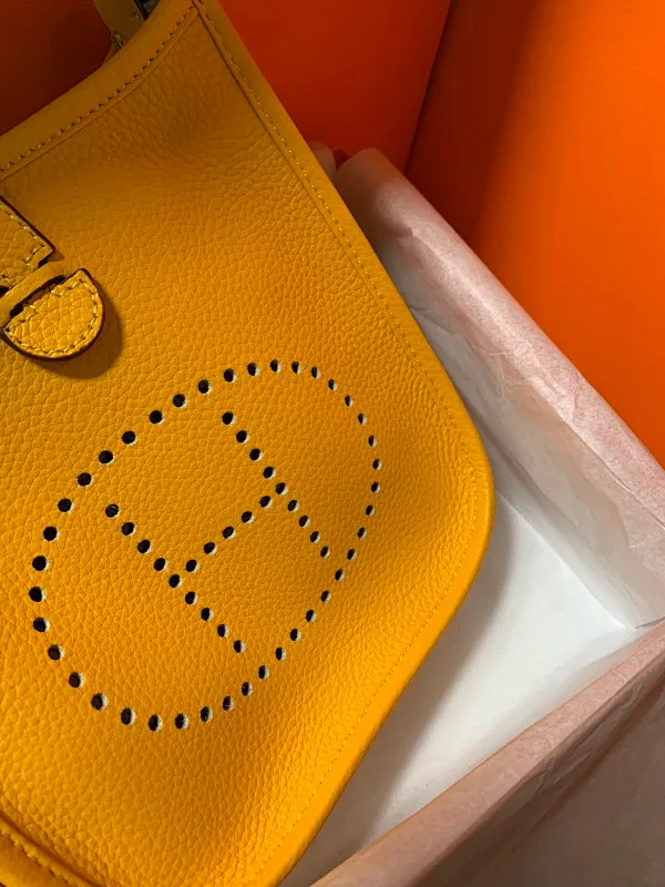 All categories Hermès women's bags (Hermès) Hermès 3017