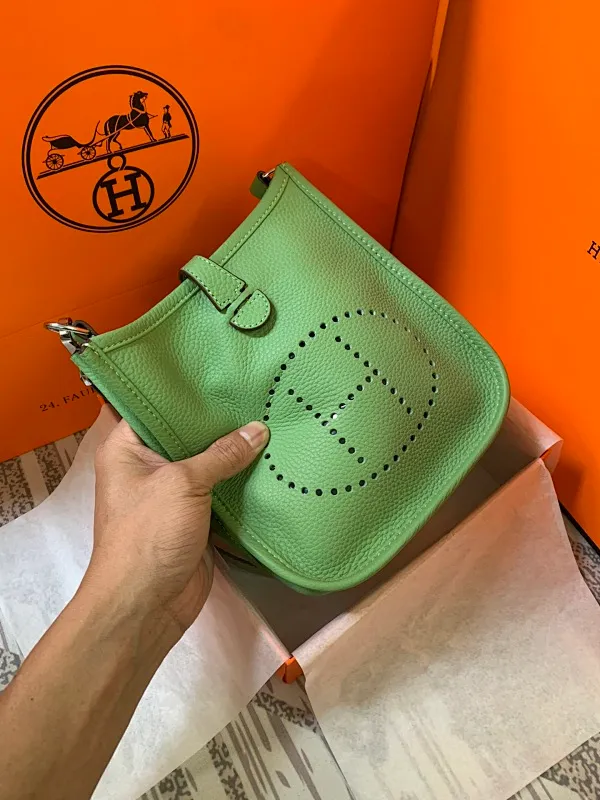 All categories Hermès women's bags (Hermès) Hermès 3017