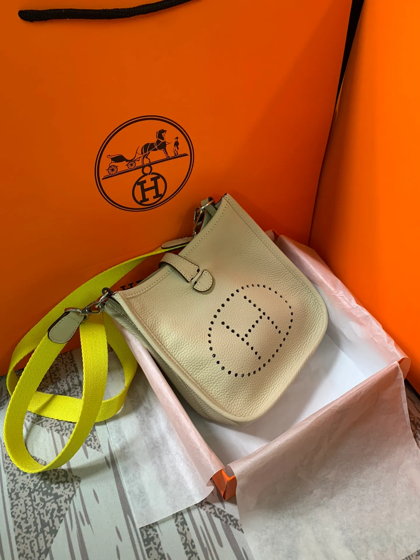All categories Hermès women's bags (Hermès) Hermès 3017