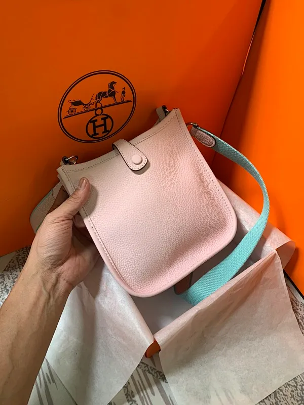 All categories Hermès women's bags (Hermès) Hermès 3017