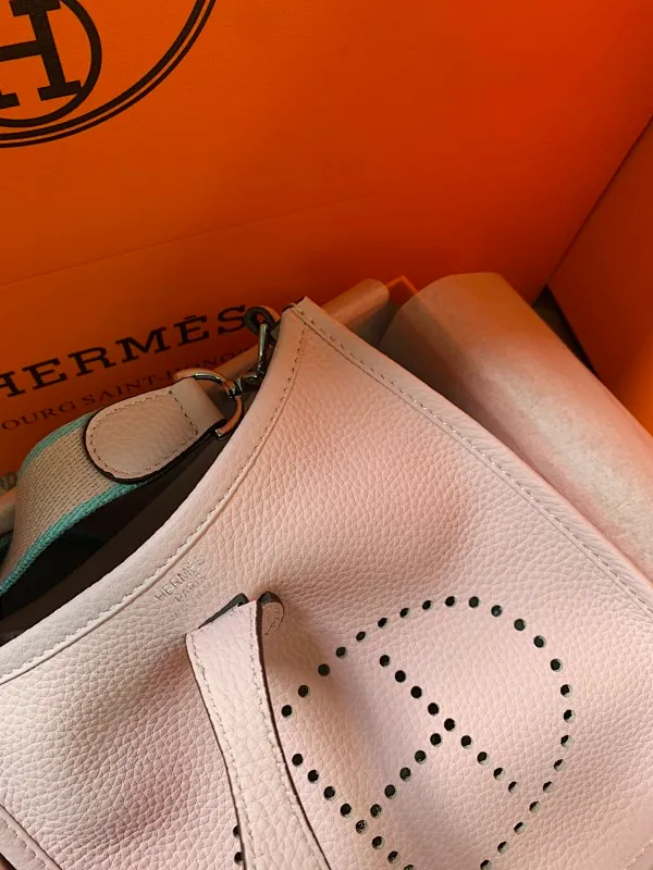 All categories Hermès women's bags (Hermès) Hermès 3017