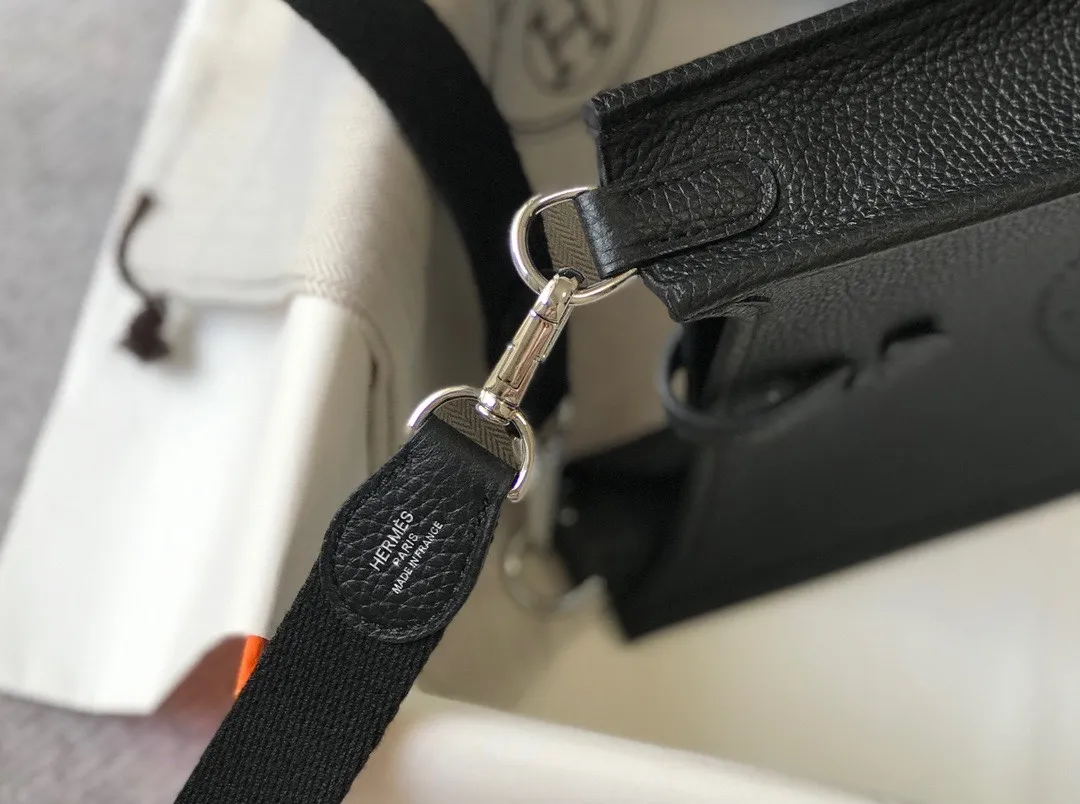 All categories Hermès women's bags (Hermès) Hermès 3017